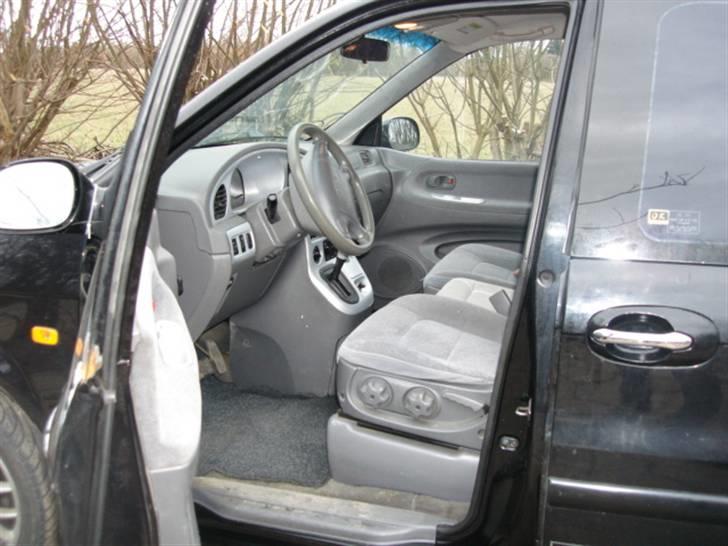 Kia carnival VAN SOLGT billede 3