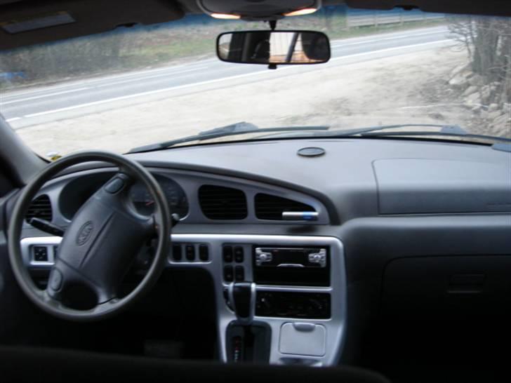 Kia carnival VAN SOLGT billede 8