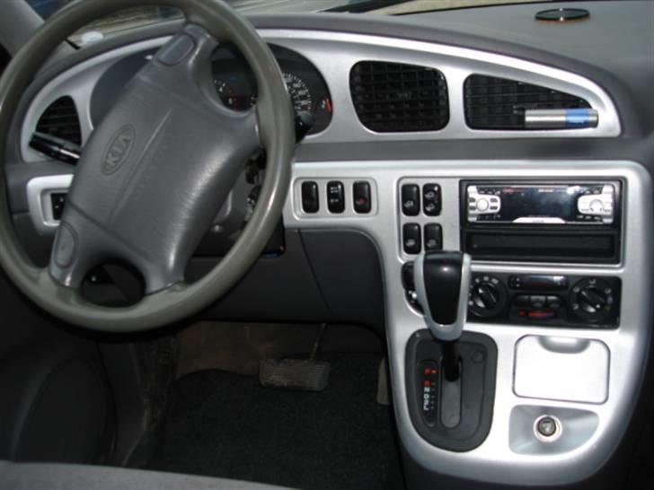 Kia carnival VAN SOLGT billede 9