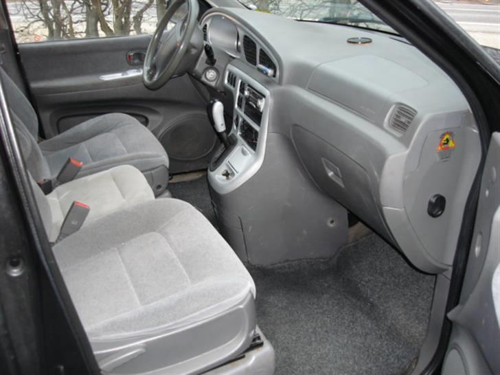 Kia carnival VAN SOLGT billede 10