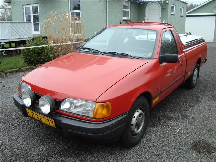 Ford sierra p100 billede 1