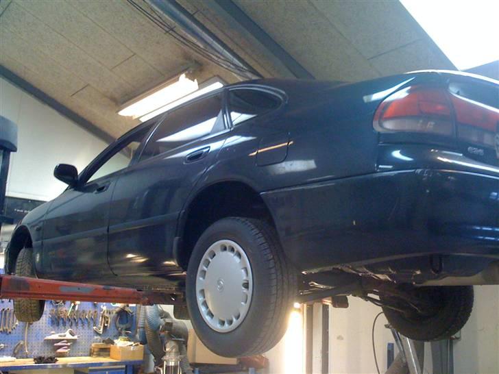 Mazda 626 totalskadet !! :( billede 16