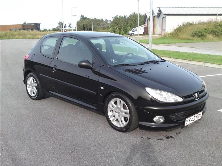 Peugeot 206 billede 1