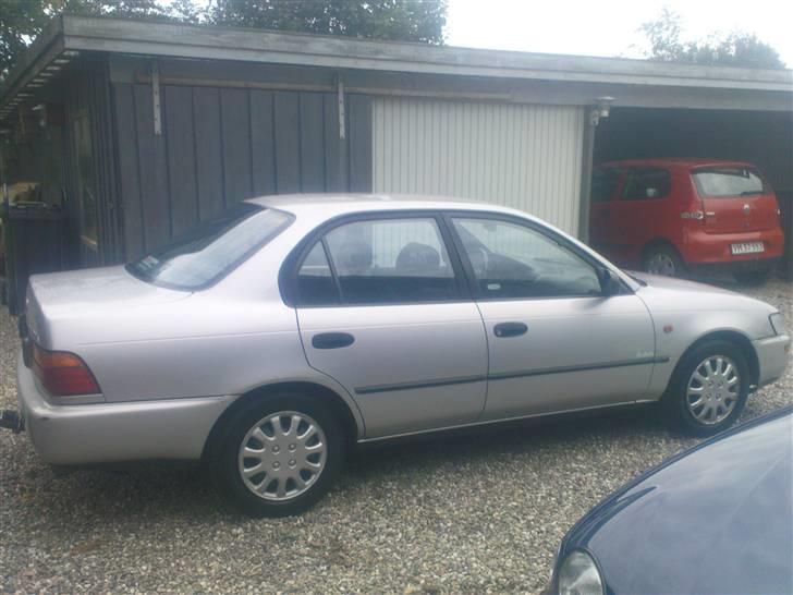 Toyota Corolla 1.3 Xli  billede 2