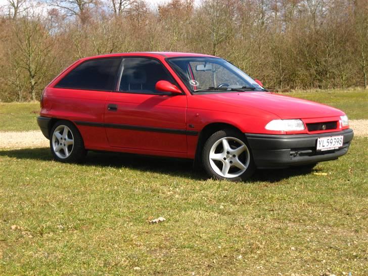 Opel astra f (solgt) billede 1