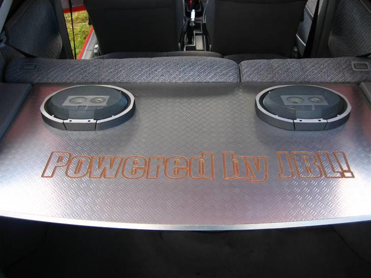 Opel astra f (solgt) - tak til mikael bh. for den fine hatte hylde  billede 8