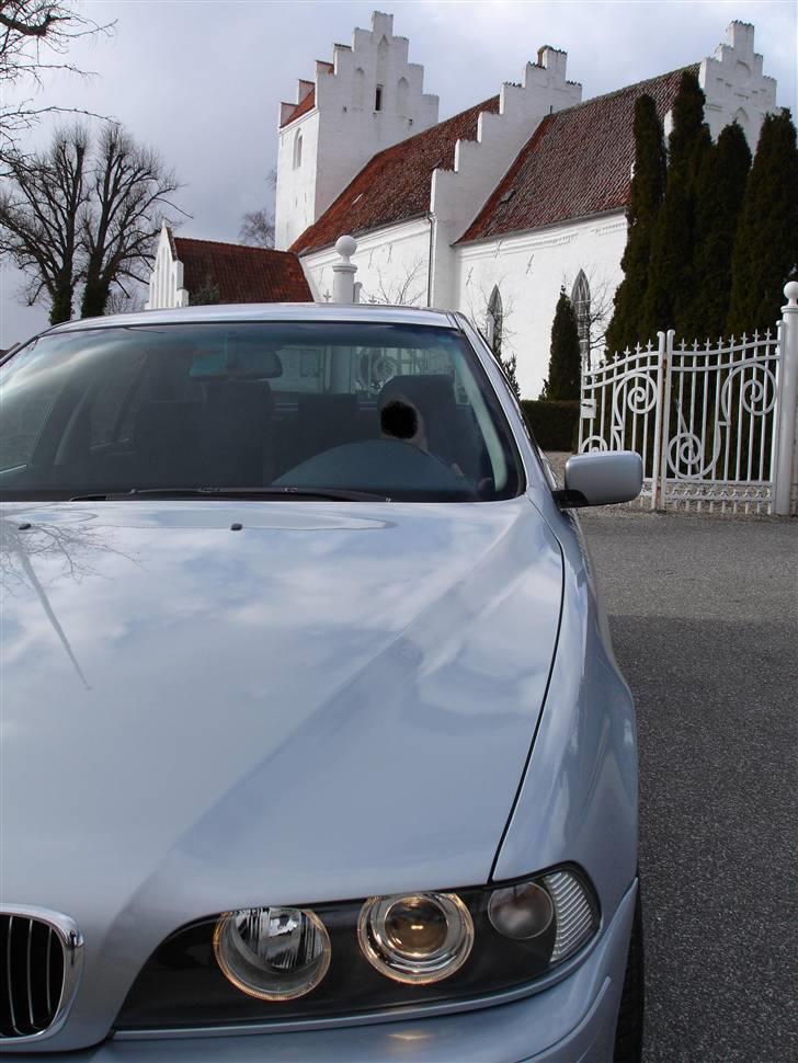 BMW E39 528i  *SOLGT* billede 9