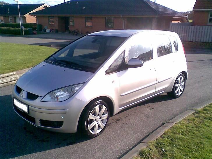 Mitsubishi Colt C30 1,5 Solgt - Flot ny vasket Colt billede 2