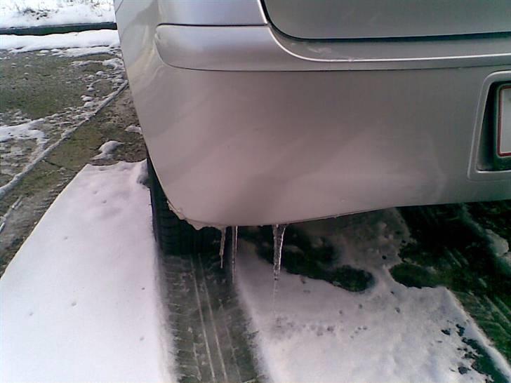 Mitsubishi Colt C30 1,5 Solgt - En kold vinterdag billede 3