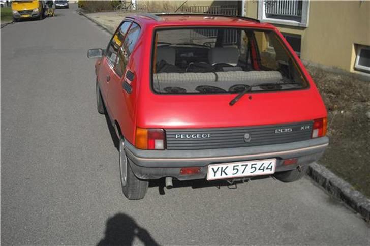 Peugeot 205 solgt! billede 3