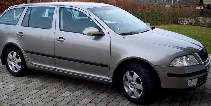 Skoda Octavia Combi Elegance billede 3