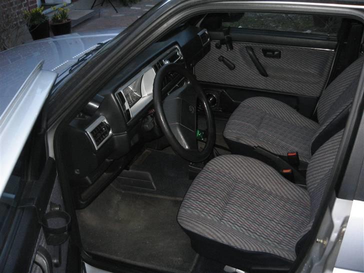 VW Jetta cl TOTAL SKADET billede 13