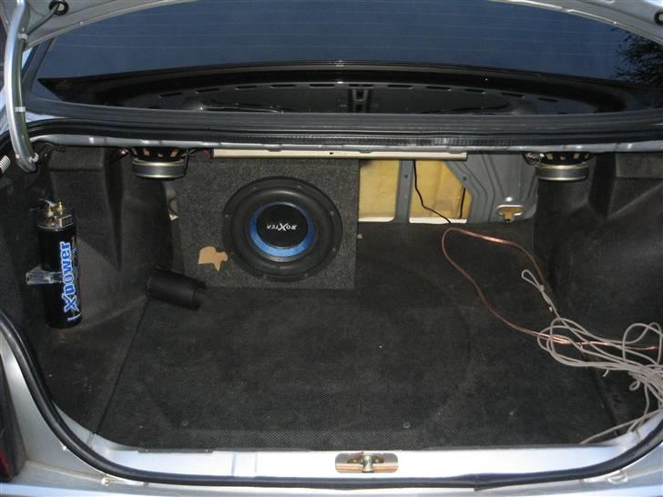 VW Jetta cl TOTAL SKADET billede 15