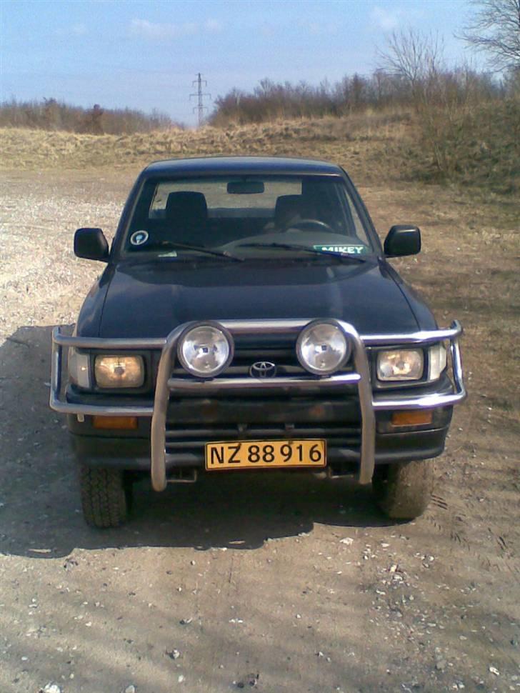 Toyota Hilux 4x4 billede 9