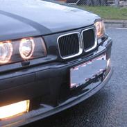 BMW 325i