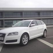 Audi A3 Sportback S-TRONIC