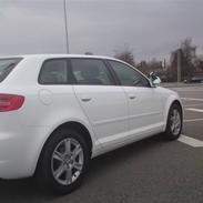 Audi A3 Sportback S-TRONIC