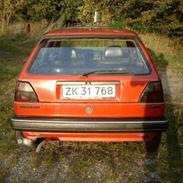 VW Golf 1.8 aut 90 hk- solgt