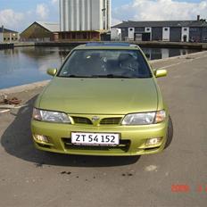 Nissan A 1,6 SR Milano X 1 SOLGT