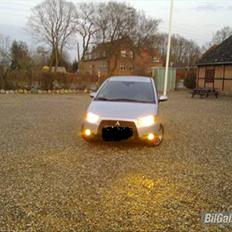 Mitsubishi colt 1.3 intens
