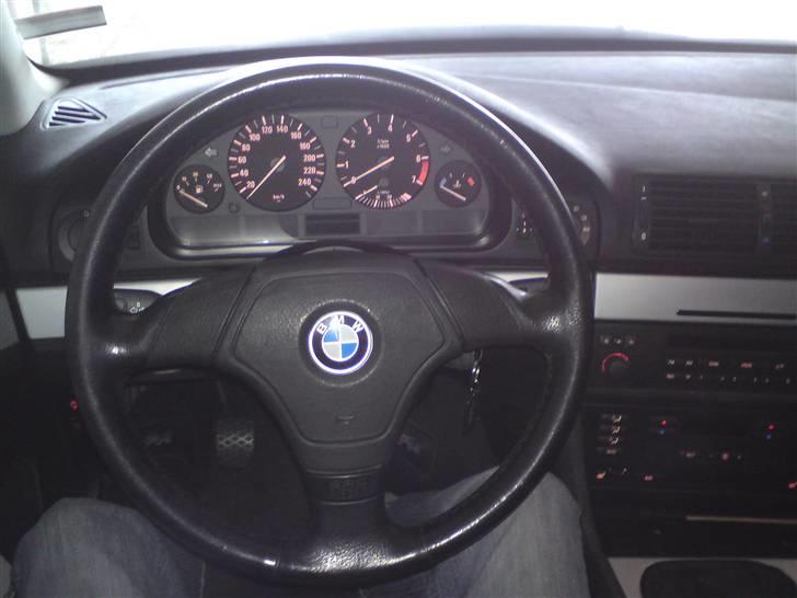 BMW E39 528 --- SOLGT - Sportsrat billede 11