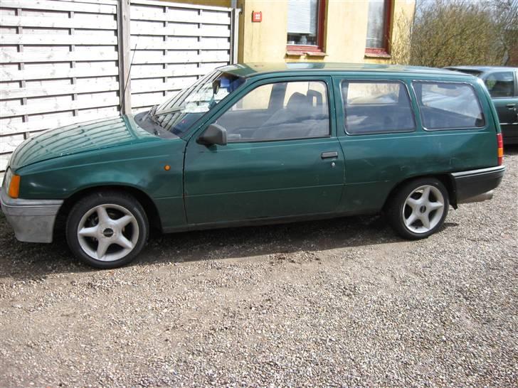 Opel kadet e carvan solgt billede 1