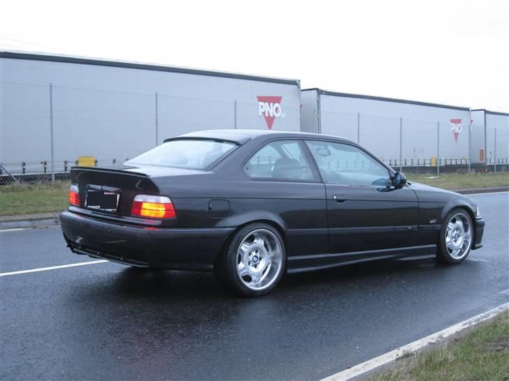 BMW 325i billede 4