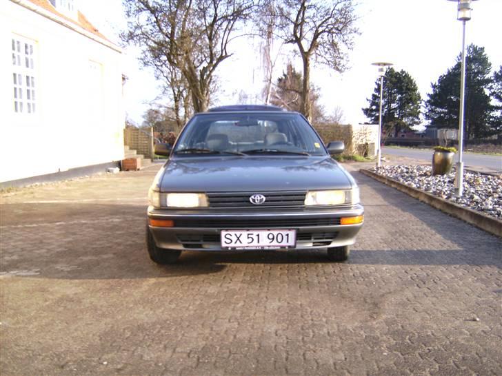 Toyota corolla SOLGT billede 9