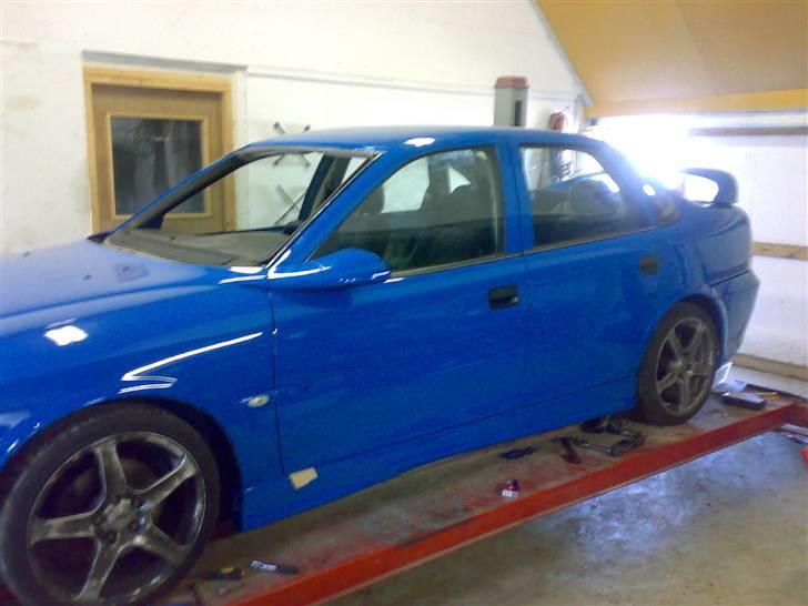 Opel Vectra b - Samlet mangler kun for- og bagrude billede 8