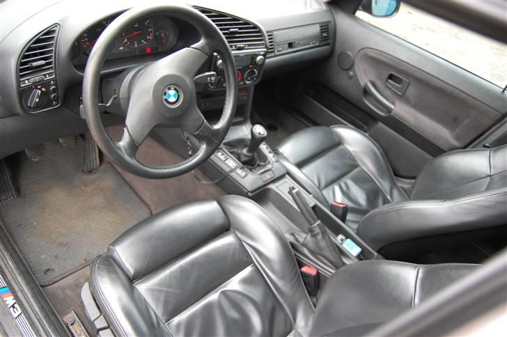 BMW 328i *TOTALSKADET* billede 12