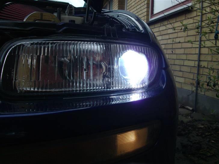 Mazda 323f BA billede 11