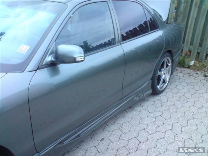 Mitsubishi 2000 solgt billede 12