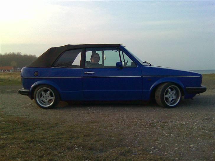 VW Golf 1 cap SOLGT billede 3