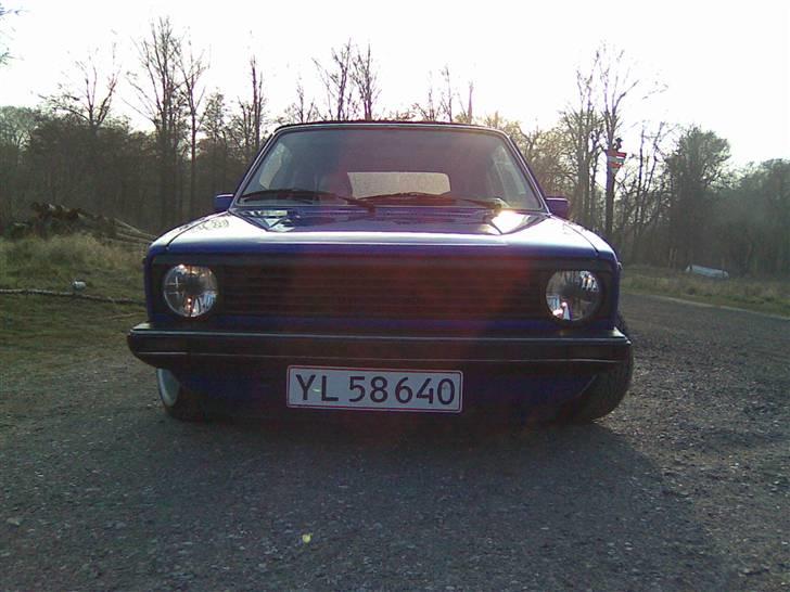 VW Golf 1 cap SOLGT billede 4