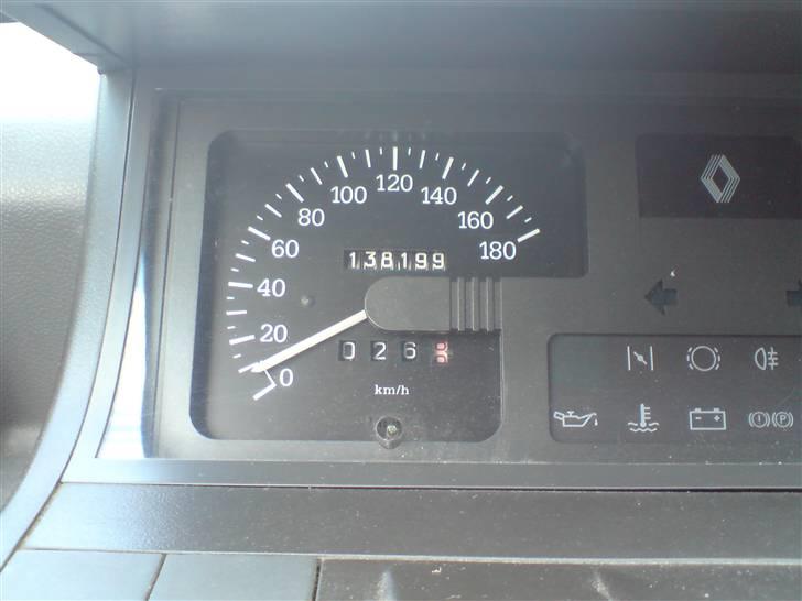 Renault 5 1,2 TR - SOLGT - 138.000 km :) billede 6