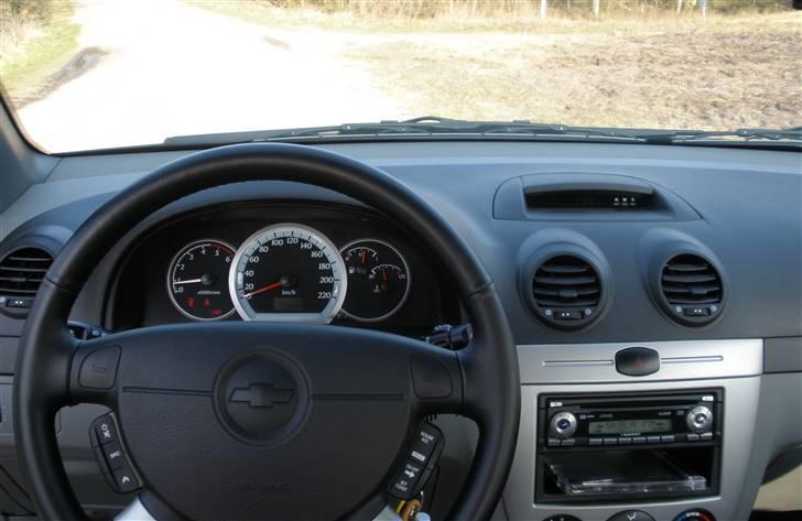 Chevrolet Lacetti **Totalskadet** billede 14