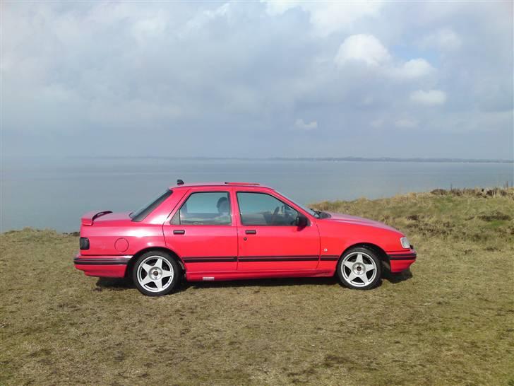 Ford Sierra ( SOLGT) billede 1