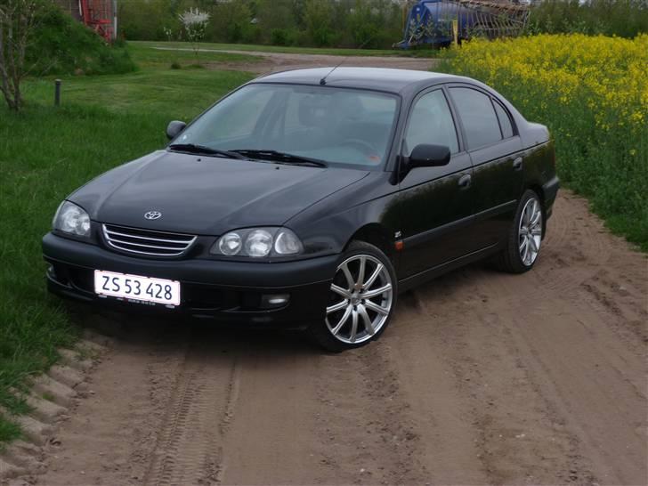 Toyota Avensis 2.0 Sol solgt billede 1