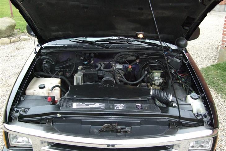 Chevrolet S10 [solgt] - Dejlig lille detalje. det med lys i motorrum... billede 20
