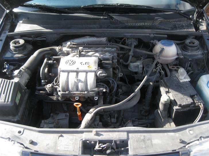 VW Vento - Rigtig dejlig ren motor.  billede 4
