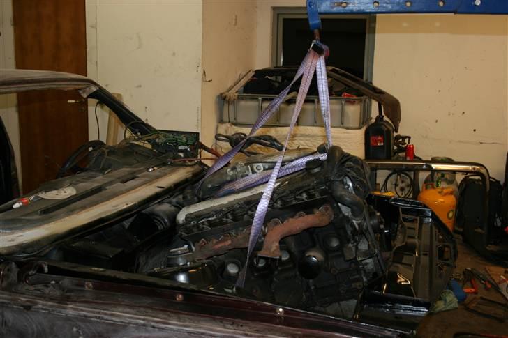 BMW E21 323i SOLGT billede 11