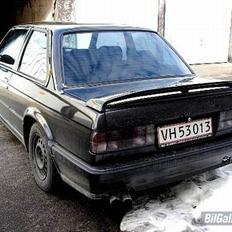 BMW 325I