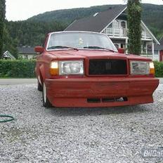 Volvo 240 aka Michelle