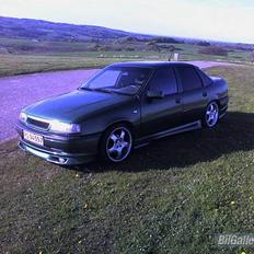 Opel Vectra 2,0 8V Solgt