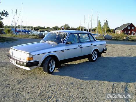 Volvo 240 Solgt billede 1