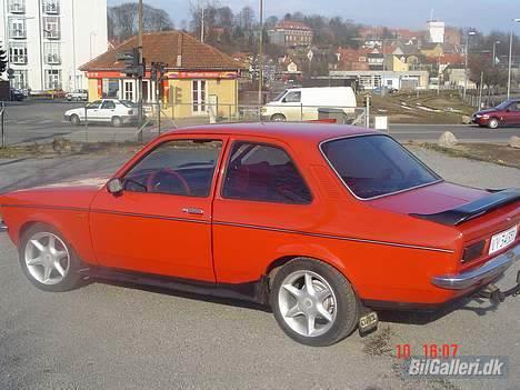 Opel Kadett C - er den ikke fiiin? :) billede 4