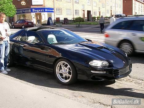 Chevrolet camaro z28 billede 2