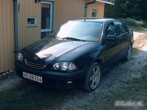 Toyota avensis billede 1