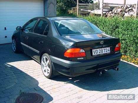 Toyota avensis billede 3