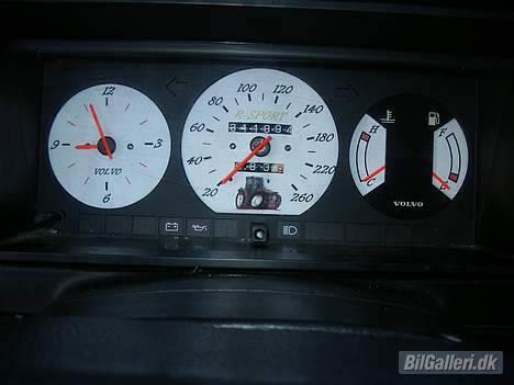 Volvo 240 aka Michelle - speedometret mitt billede 9
